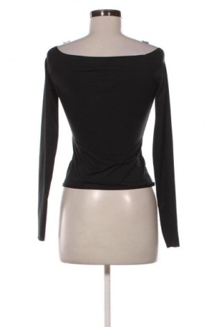 Дамска блуза Weekday, Размер S, Цвят Черен, Цена 7,15 €