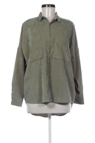 Дамска риза Stradivarius, Размер S, Цвят Зелен, Цена 7,46 €