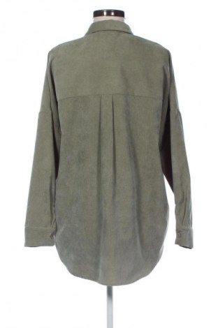 Дамска риза Stradivarius, Размер S, Цвят Зелен, Цена 7,46 €