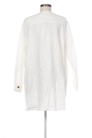 Γυναικείο πουκάμισο Zizzi, Μέγεθος XL, Χρώμα Λευκό, Τιμή 39,99 €