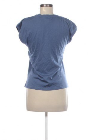 Γυναικείο t-shirt Aada Studios, Μέγεθος S, Χρώμα Μπλέ, Τιμή 16,99 €