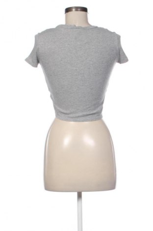 Дамска тениска H&M Divided, Размер S, Цвят Сив, Цена 9,20 €