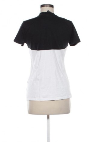 Дамска тениска Nike, Размер S, Цвят Многоцветен, Цена 14,31 €