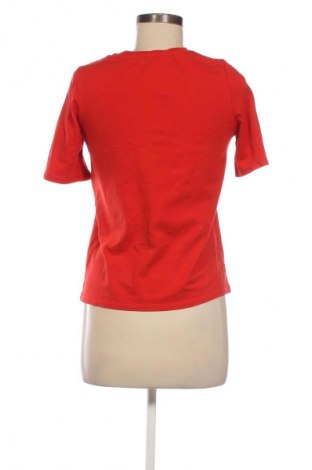 Dámské tričko ONLY, Velikost XS, Barva Červená, Cena  149,00 Kč