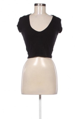 Dámské tričko River Island, Velikost M, Barva Černá, Cena  159,00 Kč