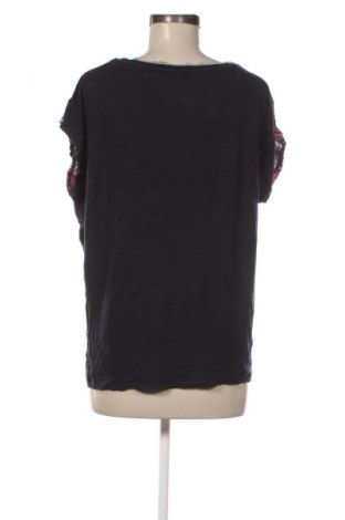 Dámské tričko S.Oliver, Velikost M, Barva Vícebarevné, Cena  179,00 Kč