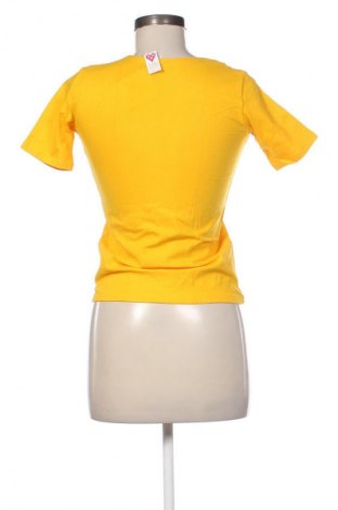 Дамска тениска Unbranded, Размер S, Цвят Жълт, Цена 10,22 €