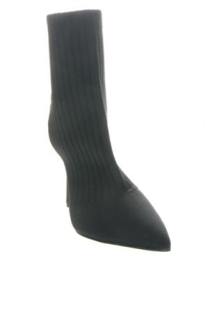 Дамски боти Kendall + Kylie for OVS, Размер 37, Цвят Черен, Цена 68,00 €