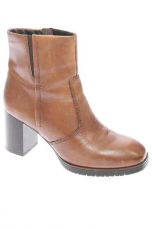 Дамски боти Lasocki, Размер 40, Цвят Кафяв, Цена 48,41 €