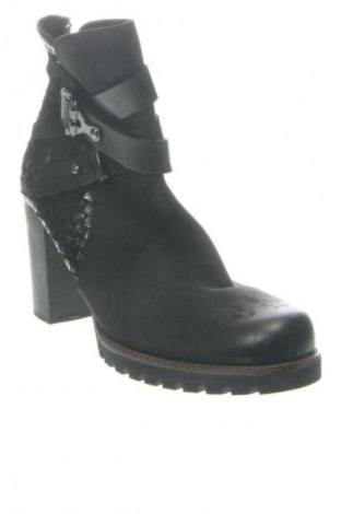 Дамски боти Marco Tozzi, Размер 38, Цвят Черен, Цена 14,82 €