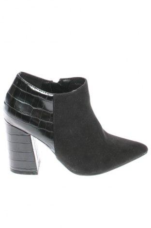 Дамски боти New Look, Размер 37, Цвят Черен, Цена 23,00 €