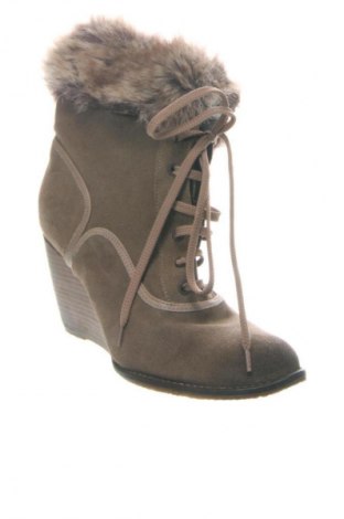 Дамски боти Unbranded, Размер 39, Цвят Зелен, Цена 33,74 €