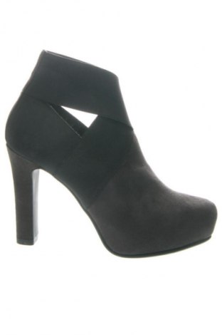 Дамски боти Unbranded, Размер 38, Цвят Кафяв, Цена 32,72 €