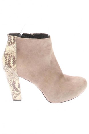 Дамски боти Unbranded, Размер 41, Цвят Многоцветен, Цена 19,01 €