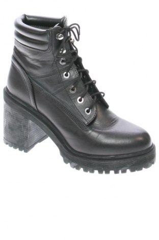 Дамски боти Zara, Размер 37, Цвят Черен, Цена 28,12 €