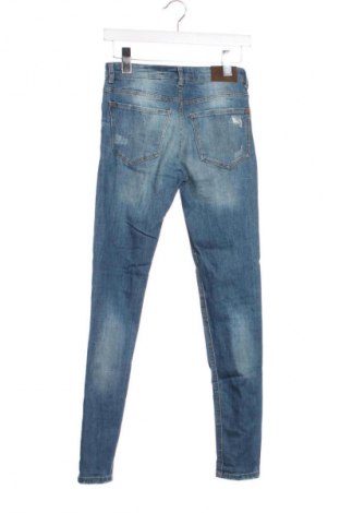 Дамски дънки Bershka, Размер S, Цвят Син, Цена 10,73 €