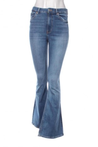 Dámske džínsy  Bershka, Veľkosť S, Farba Modrá, Cena  17,95 €