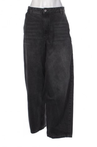Damskie jeansy Bershka, Rozmiar XL, Kolor Czarny, Cena 78,99 zł