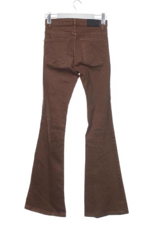 Дамски дънки Bershka, Размер S, Цвят Бежов, Цена 5,11 €