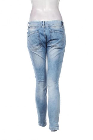 Γυναικείο Τζίν Cartoon, Μέγεθος M, Χρώμα Μπλέ, Τιμή 7,99 €