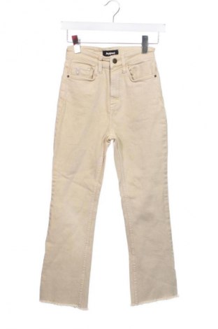 Дамски дънки Desigual, Размер XXS, Цвят Бежов, Цена 28,63 €