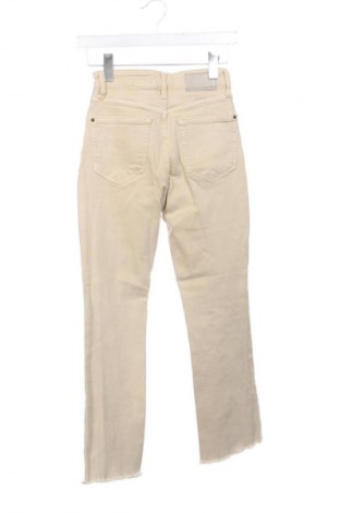 Дамски дънки Desigual, Размер XXS, Цвят Бежов, Цена 28,63 €