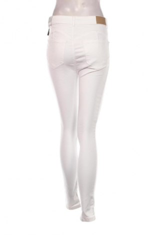 Dámske džínsy  Fb Sister, Veľkosť L, Farba Biela, Cena  12,95 €