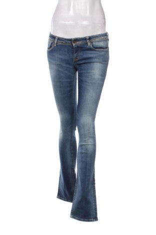 Дамски дънки Guess, Размер S, Цвят Син, Цена 35,27 €