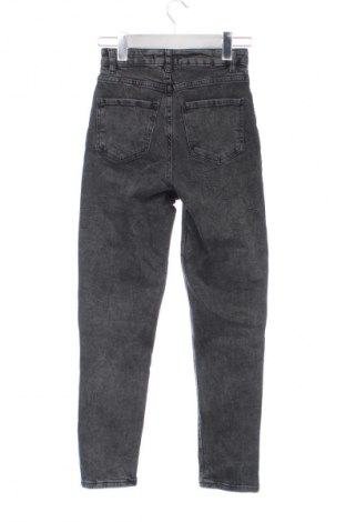 Дамски дънки LCW, Размер XS, Цвят Сив, Цена 15,33 €