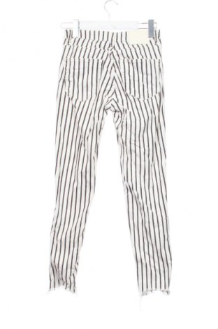 Blugi de femei Pull&Bear, Mărime XS, Culoare Multicolor, Preț 33,99 Lei