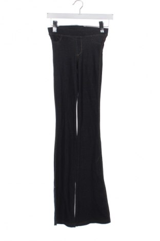 Blugi de femei Pull&Bear, Mărime XXS, Culoare Negru, Preț 91,99 Lei