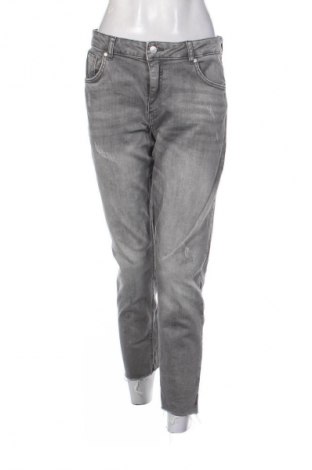 Damen Jeans Reserved, Größe L, Farbe Schwarz, Preis 9,99 €