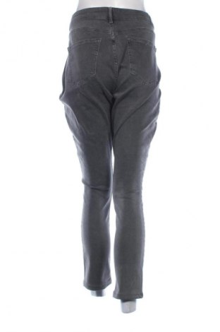 Дамски дънки S.Oliver, Размер XXL, Цвят Сив, Цена 24,26 €