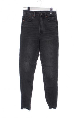 Damen Jeans Stradivarius, Größe XS, Farbe Schwarz, Preis € 15,99