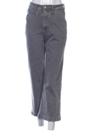 Blugi de femei Unbranded, Mărime S, Culoare Gri, Preț 70,99 Lei