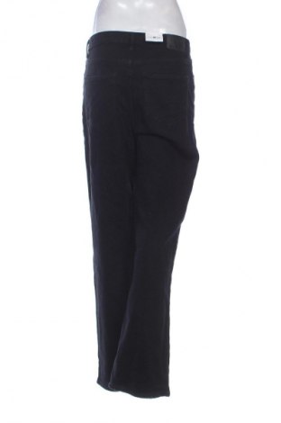 Blugi de femei Vero Moda, Mărime M, Culoare Negru, Preț 158,99 Lei