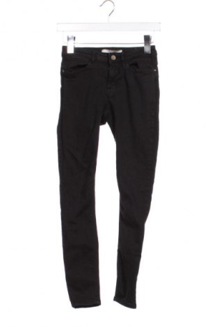 Blugi de femei Zara, Mărime XXS, Culoare Negru, Preț 22,31 Lei