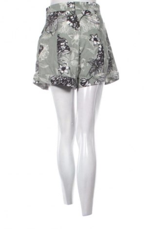 Damen Shorts Arizona, Größe S, Farbe Mehrfarbig, Preis 6,99 €