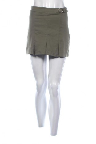 Damskie szorty Bershka, Rozmiar S, Kolor Zielony, Cena 49,99 zł