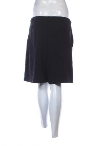 Дамски къс панталон C&A, Размер XXL, Цвят Черен, Цена 6,64 €
