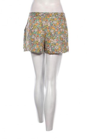 Pantaloni scurți de femei Cacharel, Mărime M, Culoare Multicolor, Preț 134,99 Lei