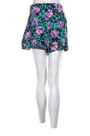 Γυναικείο κοντό παντελόνι Colourful Rebel, Μέγεθος M, Χρώμα Πολύχρωμο, Τιμή 4,99 €