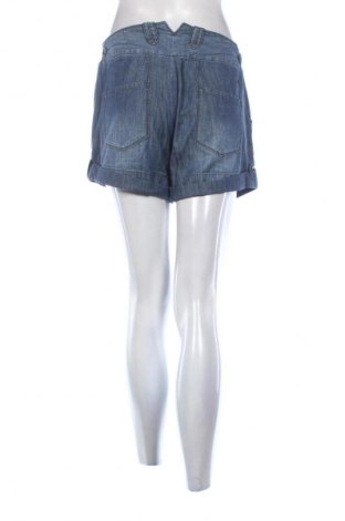 Γυναικείο κοντό παντελόνι Diesel, Μέγεθος M, Χρώμα Μπλέ, Τιμή 55,82 €
