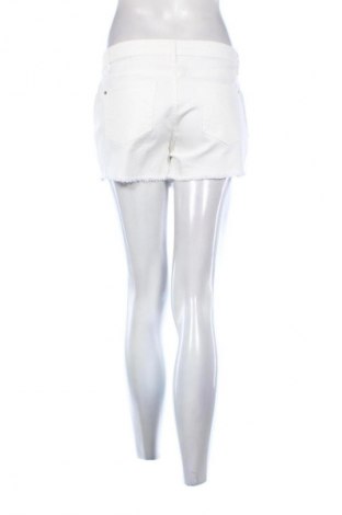 Дамски къс панталон Esmara, Размер L, Цвят Бял, Цена 6,64 €