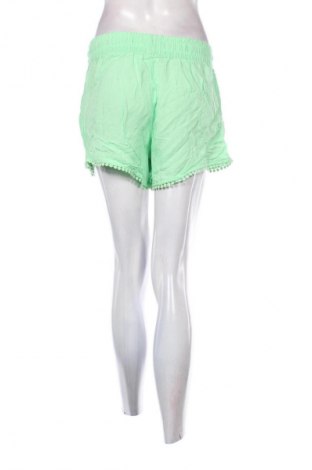 Γυναικείο κοντό παντελόνι Fresh Made, Μέγεθος L, Χρώμα Πράσινο, Τιμή 3,99 €