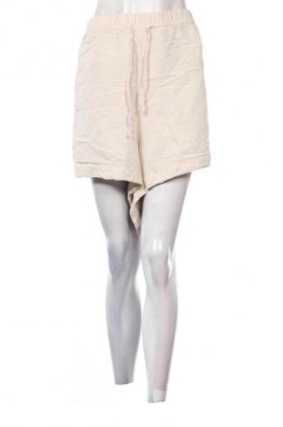 Damen Shorts H&M, Größe 4XL, Farbe Ecru, Preis 6,99 €