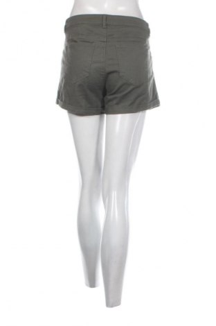 Дамски къс панталон H&M, Размер M, Цвят Зелен, Цена 6,64 €