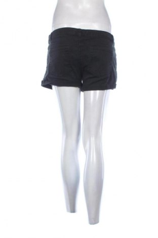 Pantaloni scurți de femei H&M, Mărime M, Culoare Negru, Preț 52,13 Lei
