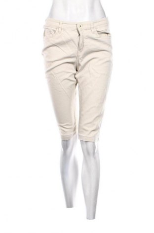 Дамски къс панталон Infinity, Размер M, Цвят Бежов, Цена 6,13 €