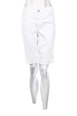 Дамски къс панталон Infinity, Размер M, Цвят Бял, Цена 6,13 €